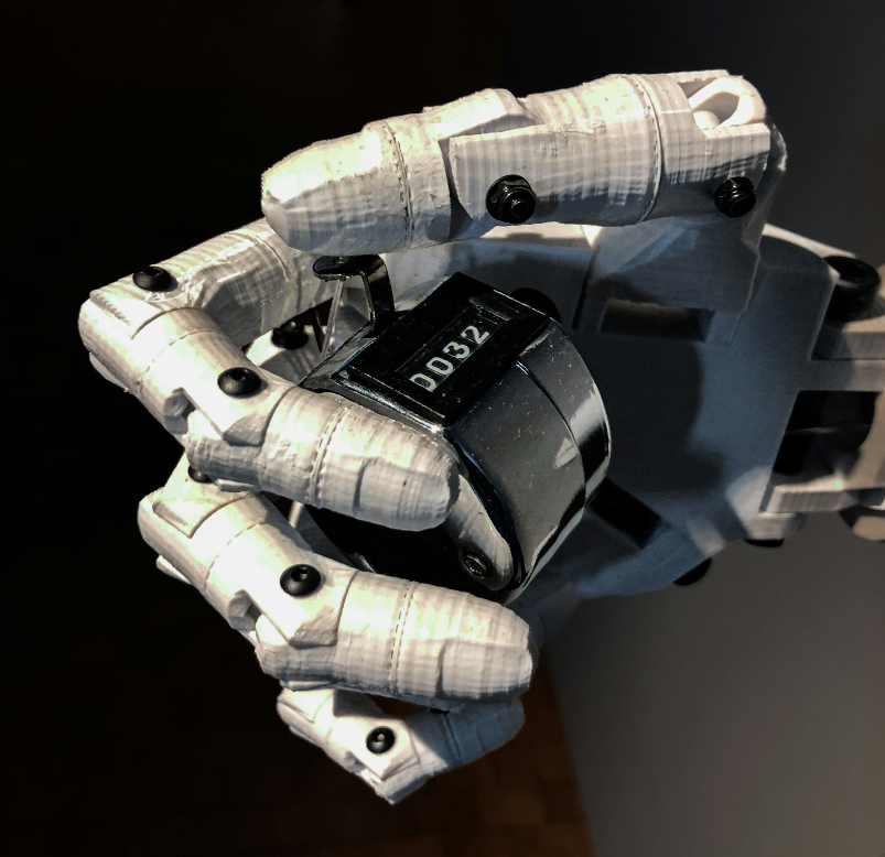 Robotic hand assembly with articulated joints